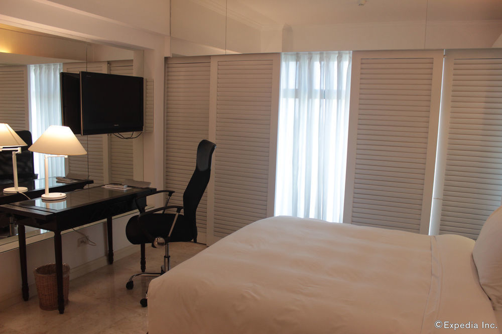 Vivere Hotel And Resorts Muntinlupa City Exterior photo